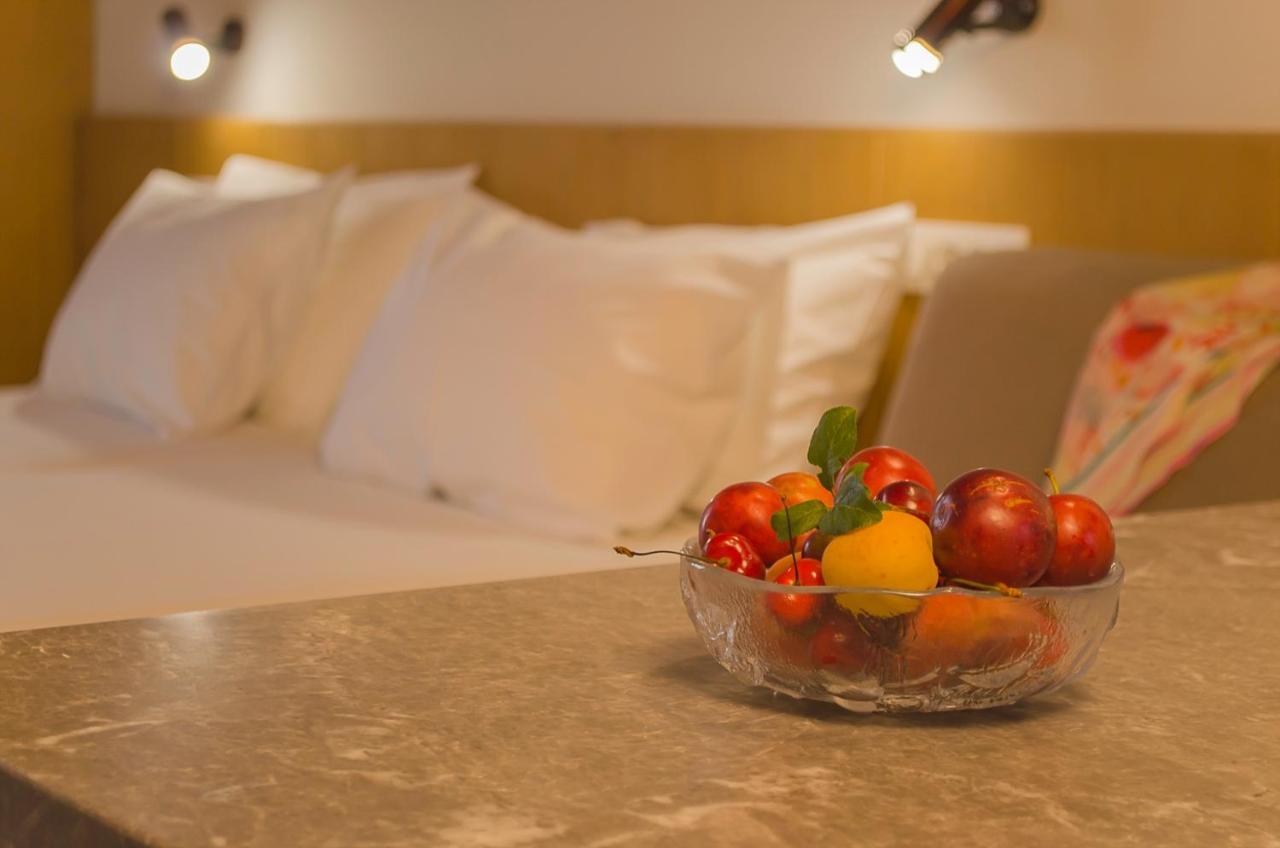 Kalypso Studios & Rooms Палиохора Екстериор снимка