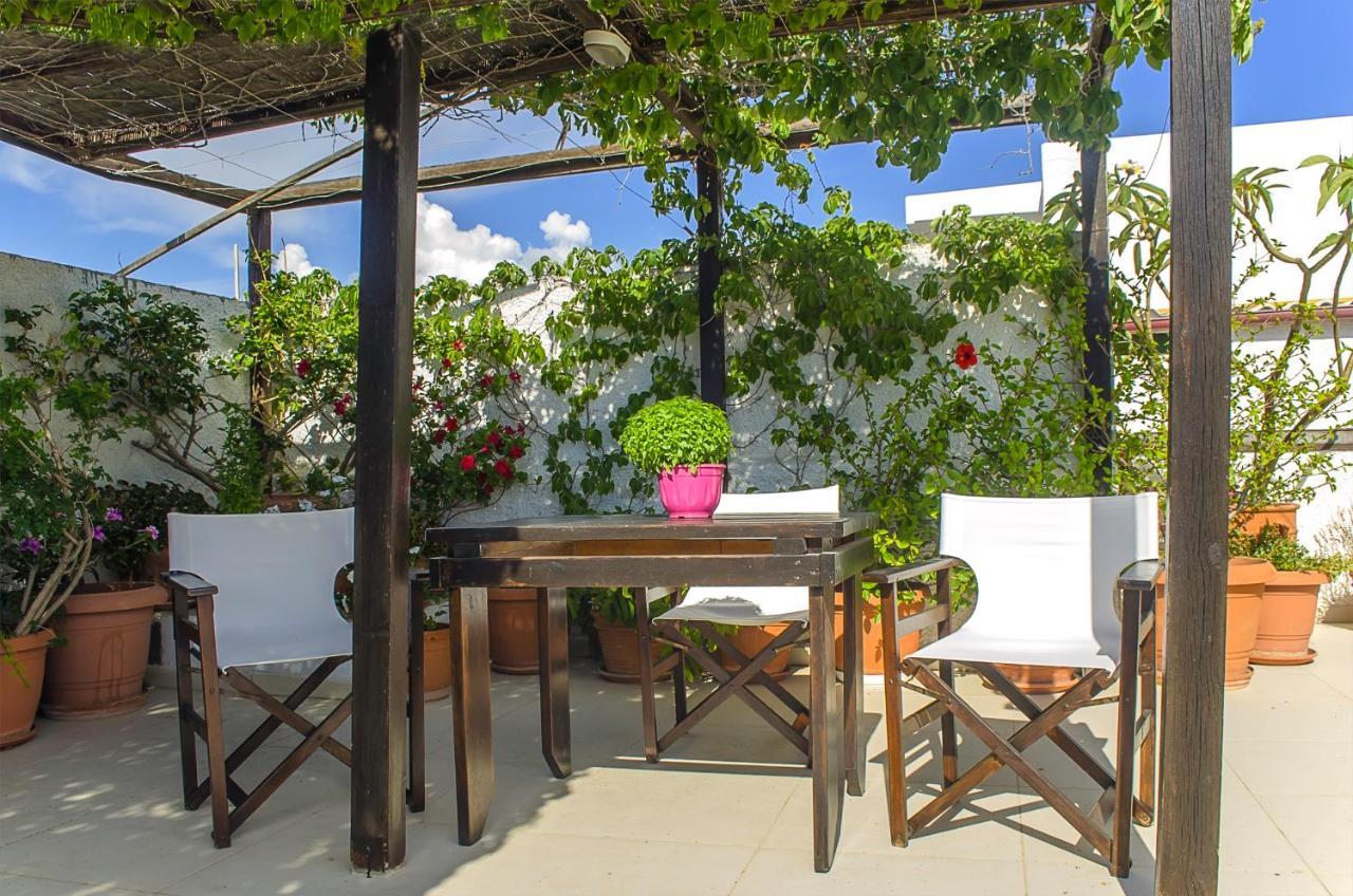 Kalypso Studios & Rooms Палиохора Екстериор снимка