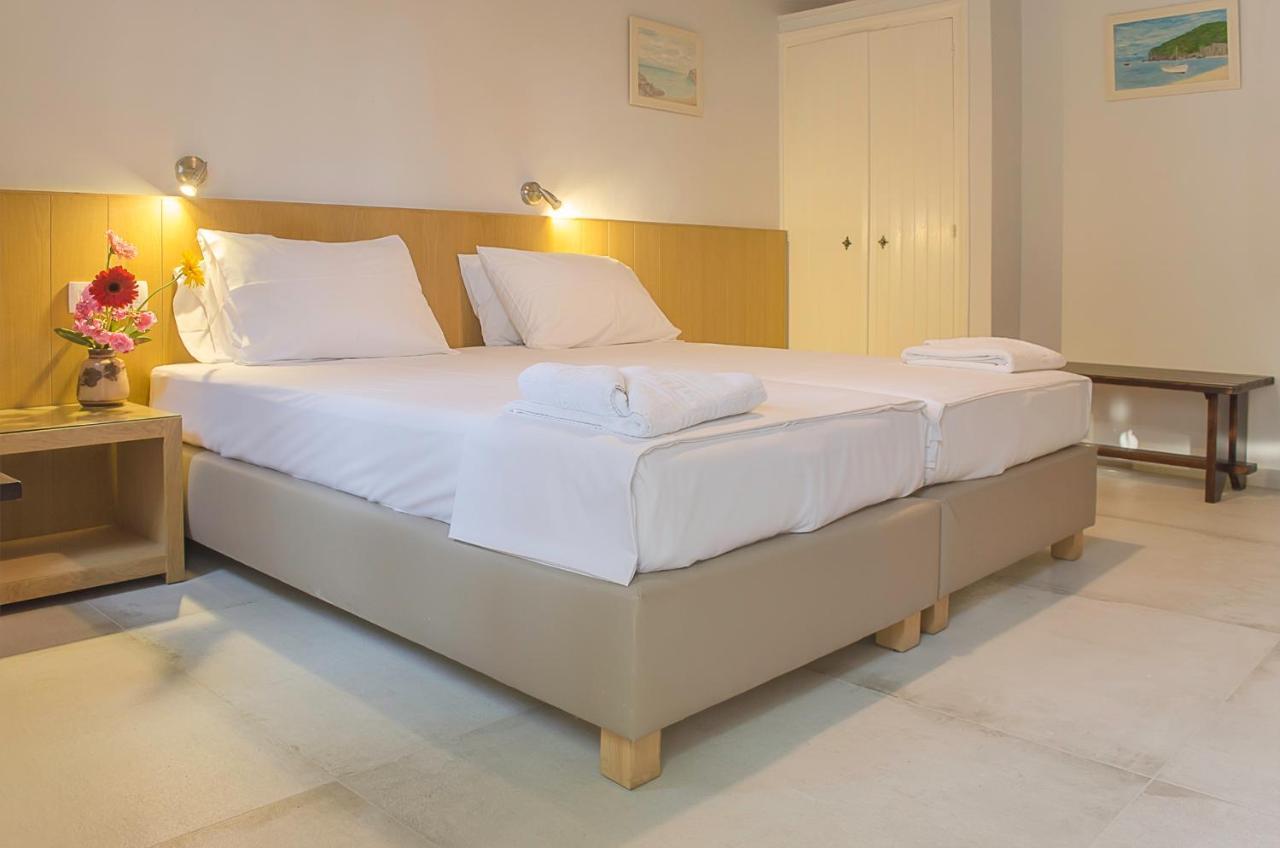 Kalypso Studios & Rooms Палиохора Екстериор снимка