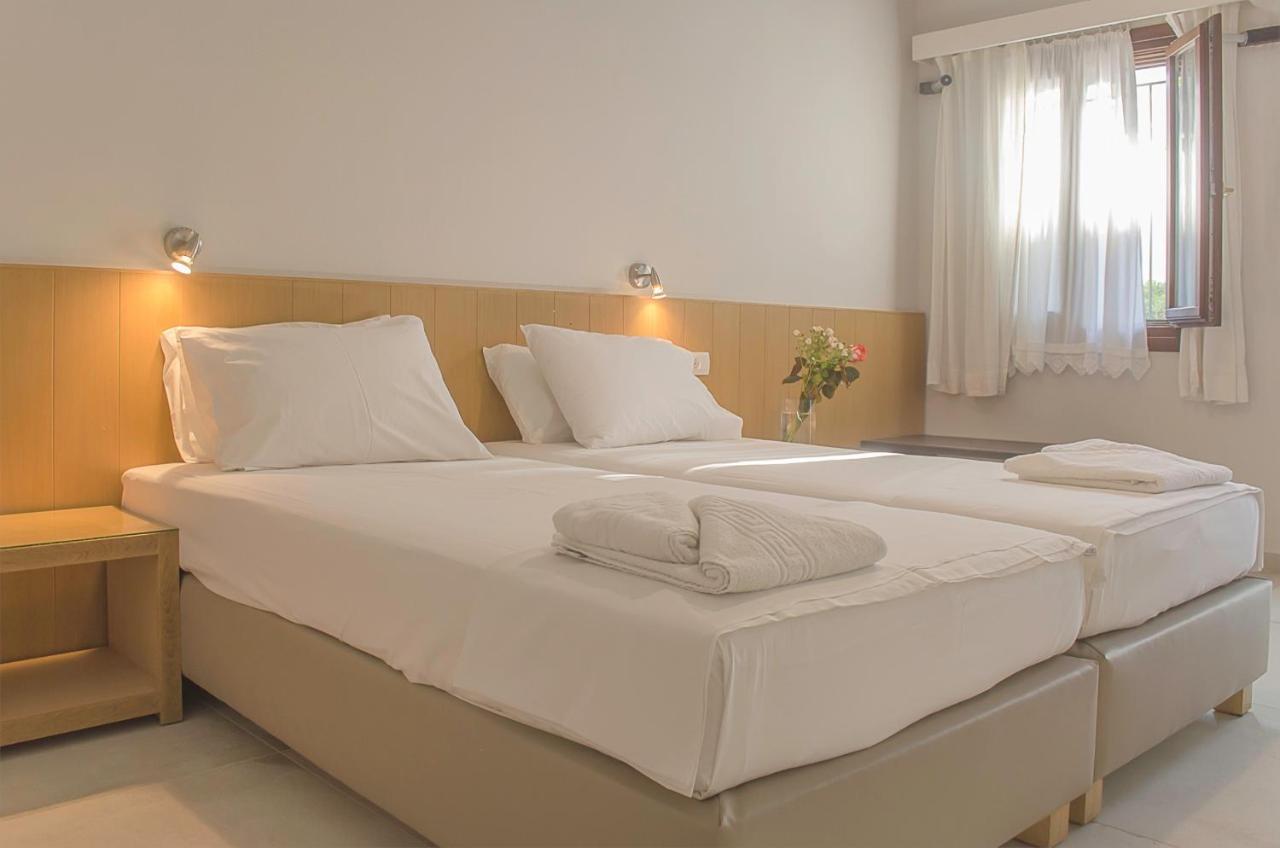 Kalypso Studios & Rooms Палиохора Екстериор снимка